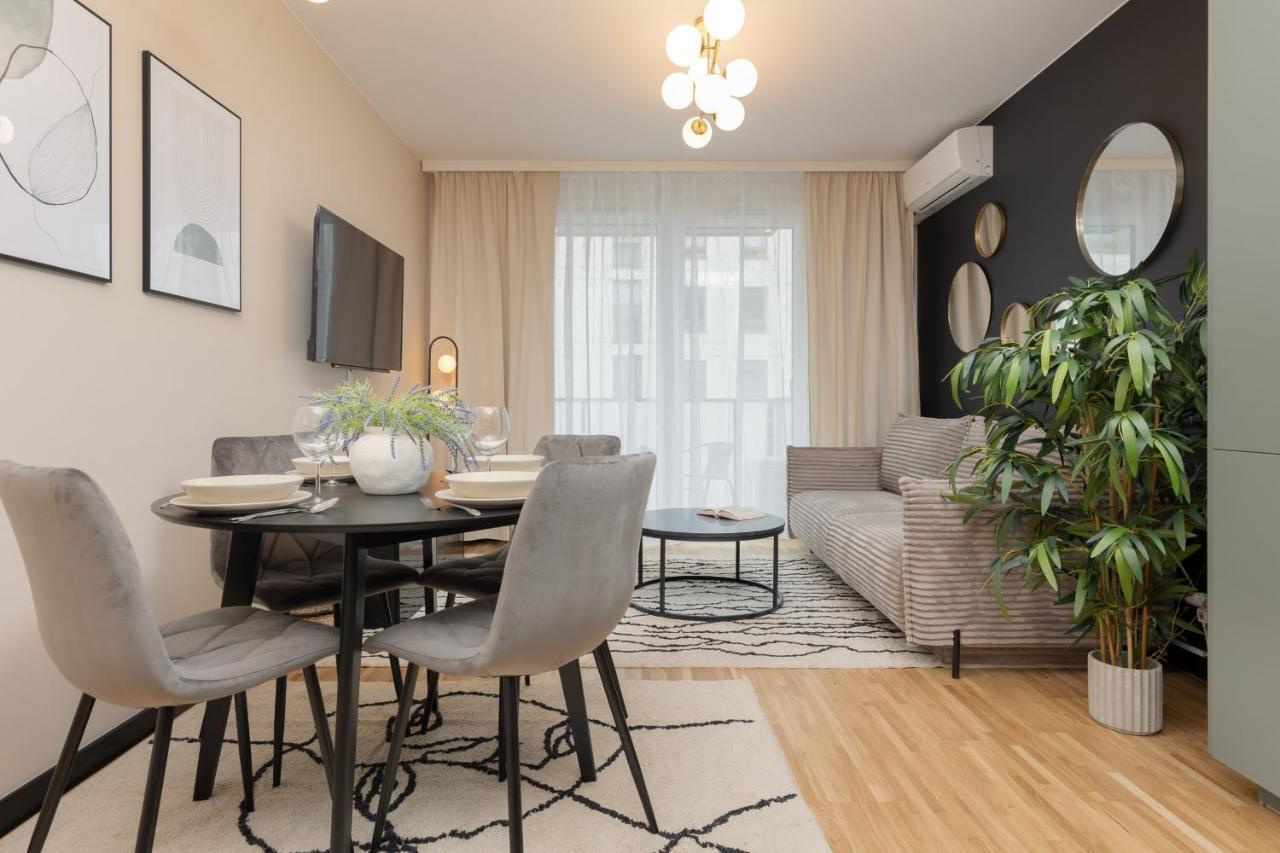 Praga With Parking Podskarbinska By Renters Апартаменти Варшава